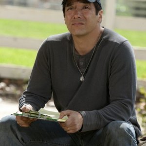 Benito Martinez  guest star dell'episodio Watch Siggybaby Burn di Saving Grace