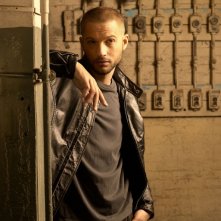 Logan Marshall-Green in una foto promozionale della serie Dark Blue