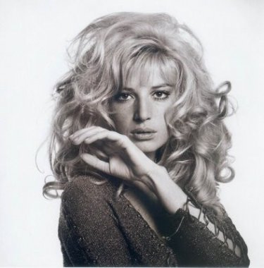 Monica Vitti - l'attrice è nata il 3 novembre 1931, sotto il segno dello Scorpione