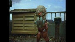 Alieni in soffitta - Trailer