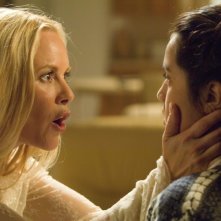 Maria Bello e Summer Bishil si confrontano in una scena di Towelhead