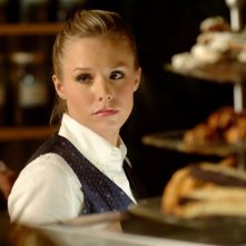 Un primo piano di Kristen Bell (Veronica Mars) nell'episodio 'La sposa in fuga' di Veronica Mars