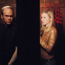 Veronica Kristen Bell Parla Con Padre Patrick James Joseph O Neil Nell Episodio La Svolta Della Seconda Stagione Di Veronica Mars 123907