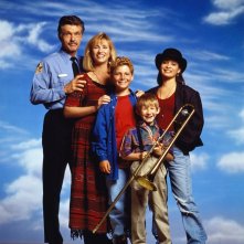 Una foto promo di: Tom Skerritt, Kathy Baker, Holly Marie Combs, Justin Shenkarow e Adam Wylie, La Famiglia Brock