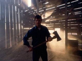 Bill Paxton in una scena del film Frailty