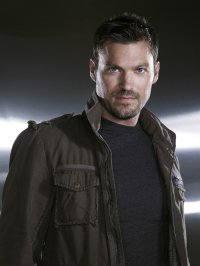 Brian Austin Green in un'immagine promozionale della seconda stagione di Terminator: The Sarah Connor Chronicles