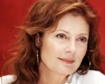 Susan Sarandon e John Goodman a fianco del Dottor Morte