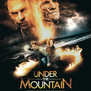 La locandina di Under the Mountain