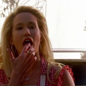 Anna Camp in una scena dell'episodio 'Shake and Fingerpop' della serie tv True Blood