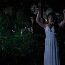 Michelle Forbes in una scena dell'episodio 'Shake and Fingerpop' della serie tv True Blood