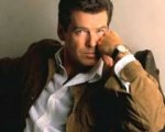 Pierce Brosnan e Julianne Moore 'cacciatori' per Stanley Tucci