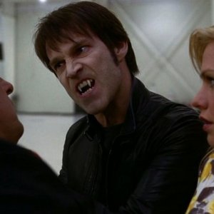 Stephen Moyer e Anna Paquin in una scena dell'episodio 'Shake and Fingerpop' della serie tv True Blood