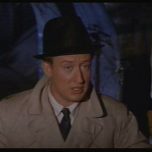 Tom Poston è Tom Penderel nel film Il castello maledetto