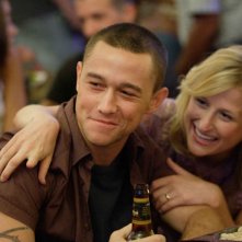 Joseph Gordon-Levitt è Tommy Burgess con la moglie interpretata da Mamie Gummer in una scena del film 'Stop Loss'