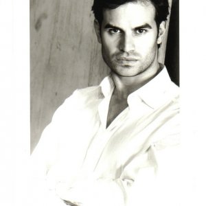 un primo piano di Manuel Oliverio