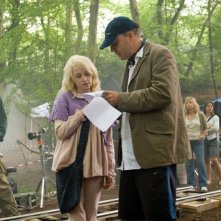 Evanna Lynch con il regista David Yates sul set del film Harry Potter and the Order of the Phoenix