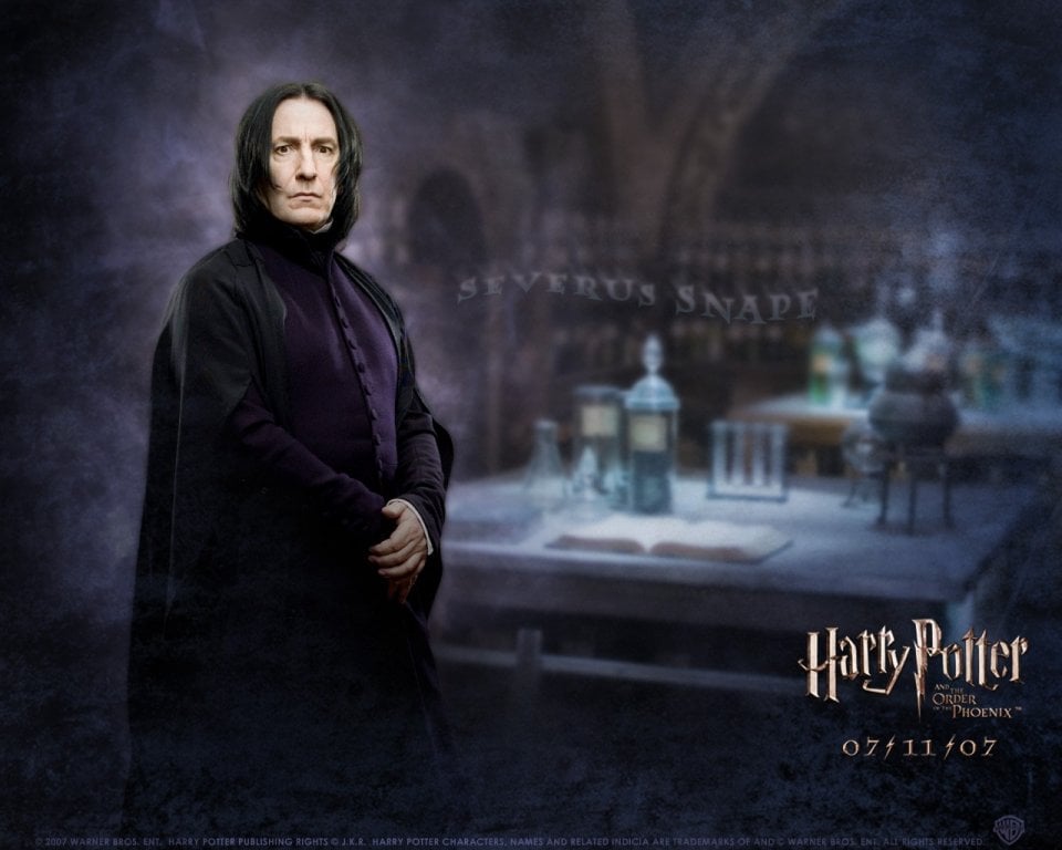 Un wallpaper di Alan Rickman per il film Harry Potter e l'ordine della Fenice