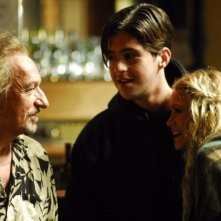 Ben Kingsley, Josh Peck e Mary-Kate Olsen in una scena del film Fa' la cosa sbagliata - The Wackness