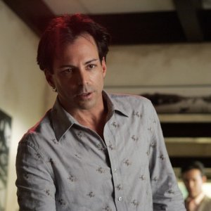 Richard Grieco è Steve Botando nell'episodio 'Il male del presidente' di Veronica Mars