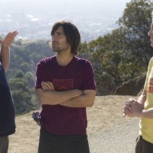 Jonah Hill, Jason Schwartzman e Seth Rogen in una scena del film Funny People