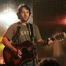 Paul Rudd è Desmond Fellows in una scena dell'episodio 'La rockstar' di Veronica Mars