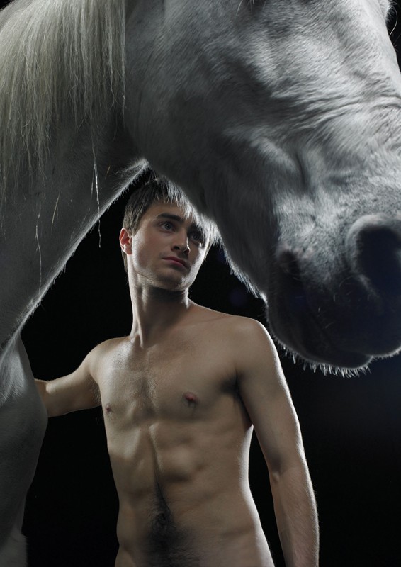 Daniel Radcliffe In Un Immagine Promozionale Dello Spettacolo Teatrale Equus 37111
