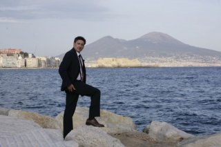 Sergio Castellitto in una scena del film Tris di donne e abiti nuziali, di Vincenzo Terracciano