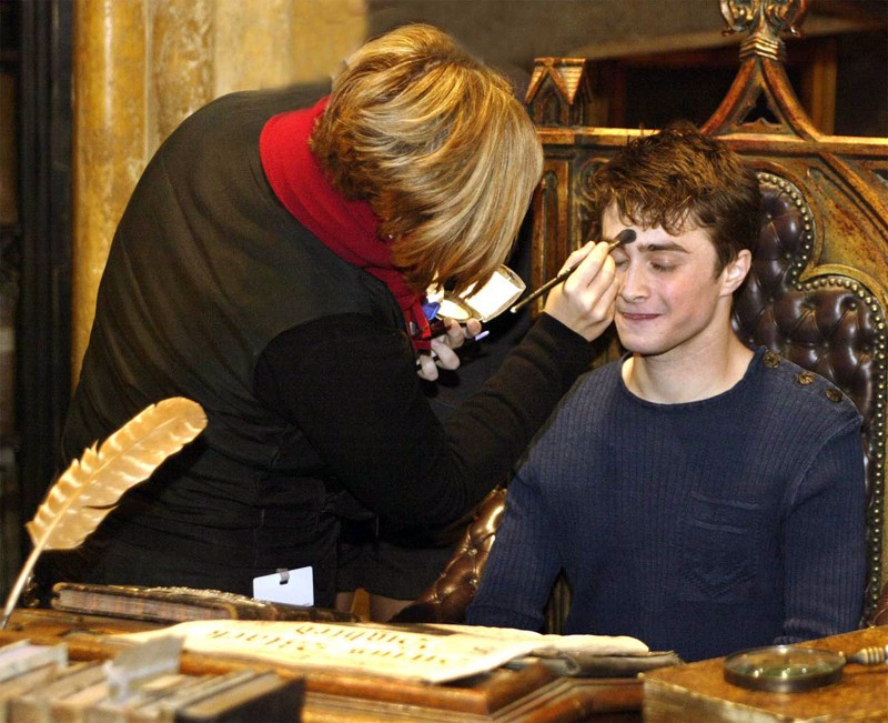 Daniel Radcliffe Al Trucco Sul Set Del Film Harry Potter E L Ordine Della Fenice 125975
