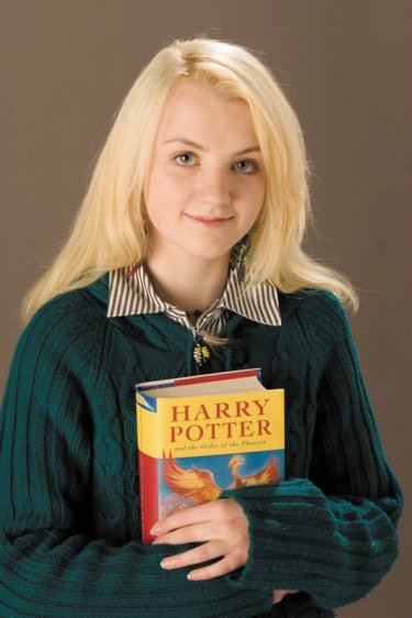 Evanna Lynch per un servizio fotografico del film 'Harry Potter e l'Ordine della Fenice'