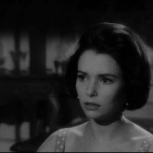 Susan Strasberg in una sequenza del film La casa del terrore
