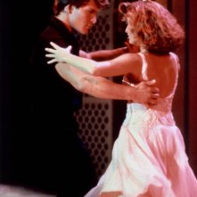 Patrick Swayze e Jennifer Grey in una scena di ballo del film Dirty Dancing
