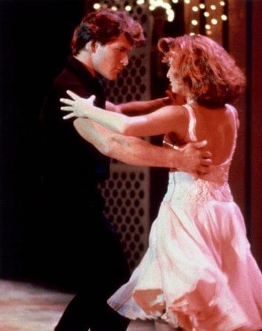 Patrick Swayze e Jennifer Grey in una scena di ballo del film Dirty Dancing