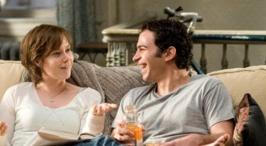 Amy Adams e Chris Messina in un'immagine del film Julie & Julia