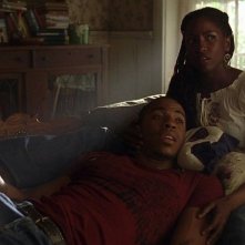 Rutina Wesley e Mehcad Brooks in una scena dell'episodio 'Release Me' della serie tv True Blood