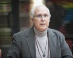 Chevy Chase rivela di essere stato in coma per insufficienza cardiaca: 'Ho problemi di memoria'
