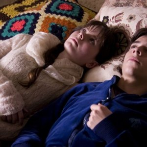 Un'immagine del film Os famosos e os duendes da morte