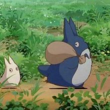 Un'immagine tratta dal film d'animazione Il mio vicino Totoro, diretto da Hayao Miyazaki