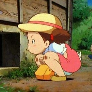 Una scena del film Il mio vicino Totoro di Hayao Miyazaki