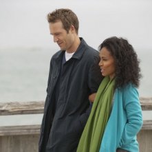 Jada Pinkett Smith E Michael Vartan In Una Scena Dell Episodio Hello And Goodbye Della Serie Hawthorne 126892