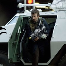 Sharlto Copley in un'immagine di District 9