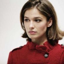 Ana Caterina Morariu in una scena della fiction Mediaset Intelligence