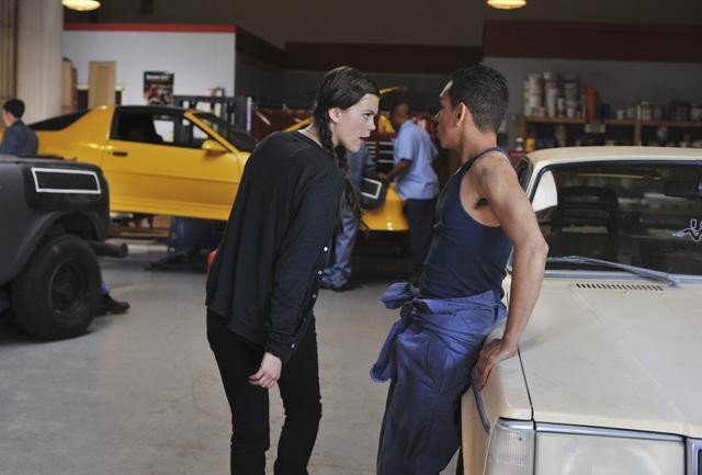 Lindsey Shaw E Ray Santiago In Una Scena Dell Episodio Don T Give Up Di 10 Things I Hate About You 127103