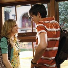 Meaghan Jette Martin e Nicholas Braun nell'episodio Won't Get Fooled Again di  10 Things I Hate About You