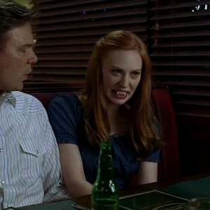 Hoyt (Jim Parrack) e la vampira Jessica (Deborah Ann Woll) in una scena dell'episodio 'I Will Rise Up' della serie tv True Blood