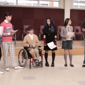 Una scena di gruppo dell'episodio Showmance di Glee