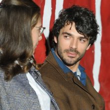 Jasmine Trinca e Luca Argentero in una scena del film Il grande sogno di Michele Placido