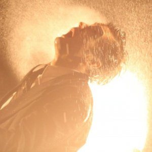 Una scena del film Tetsuo - The Bullet Man