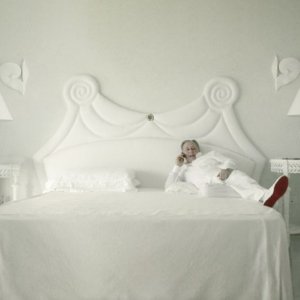 Lele Mora in una scena del documentario Videocracy