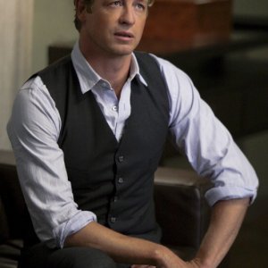 Simon Baker in una scena dell'episodio Redemption di The Mentalist