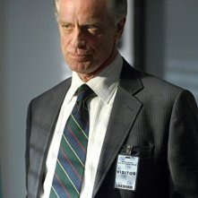 Keith Carradine in una scena della stagione 4 di Dexter